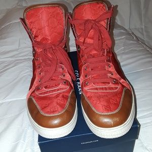 Gucci sneakers with belt